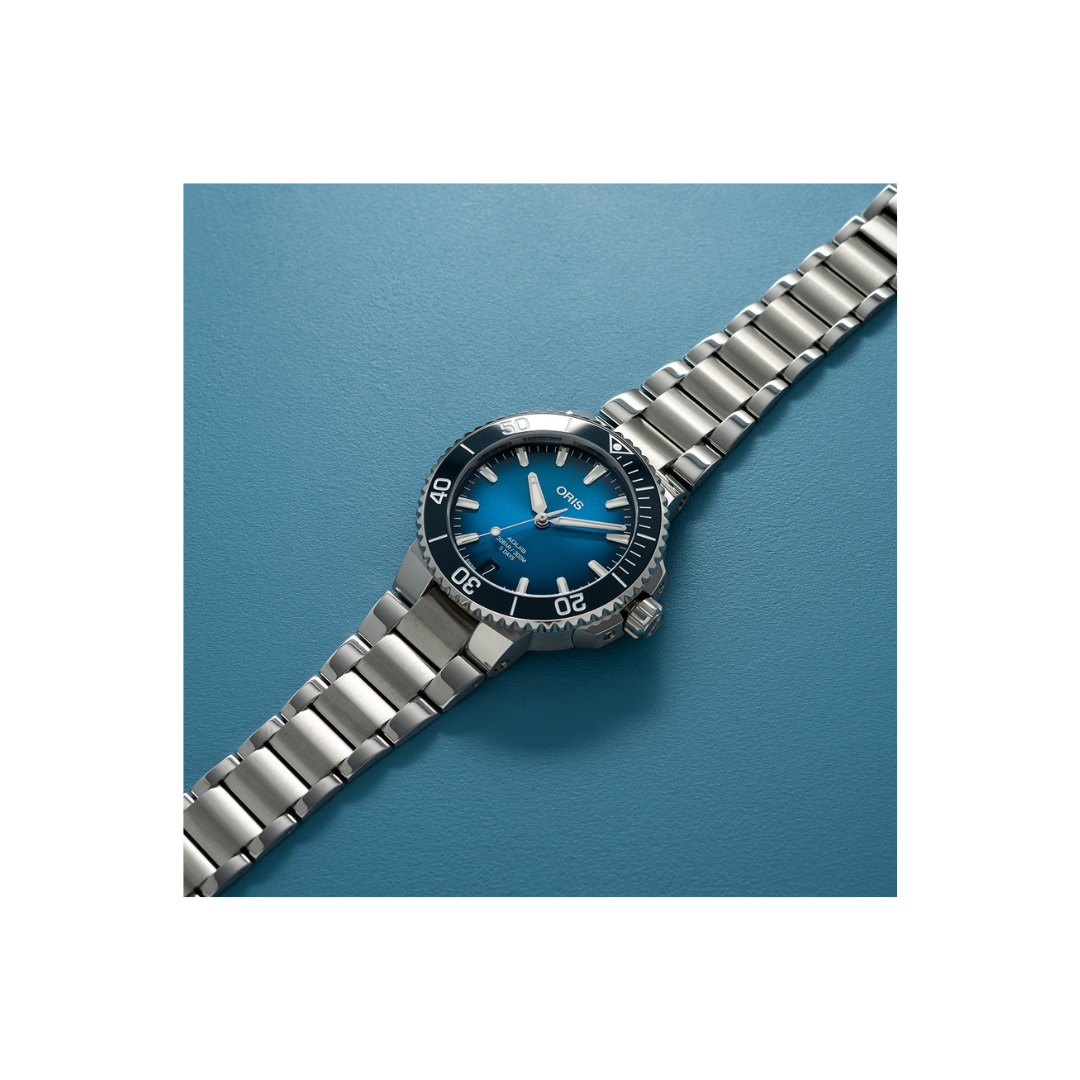 AQUIS DATE CALIBRE 400 BLUE