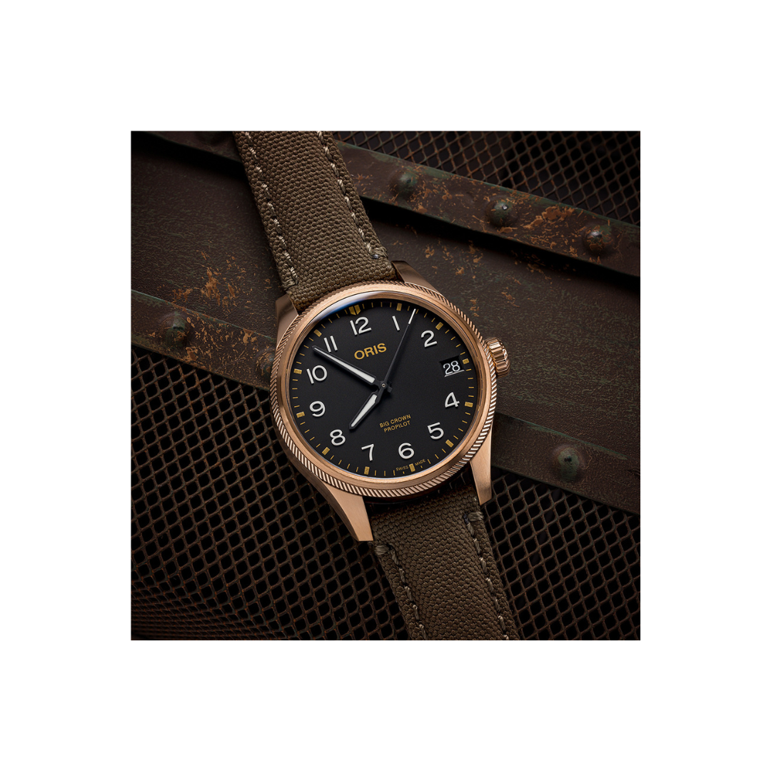 BIG CROWN PROPILOT BIG DATE