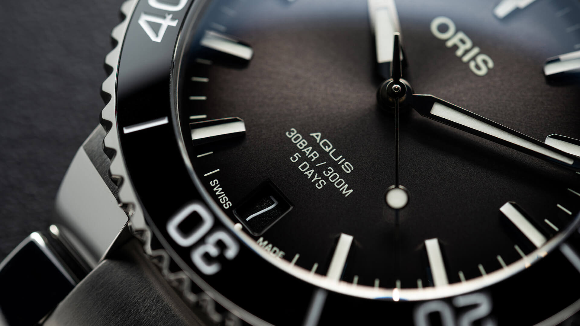 AQUIS DATE CALIBRE 400 ANTRACITE