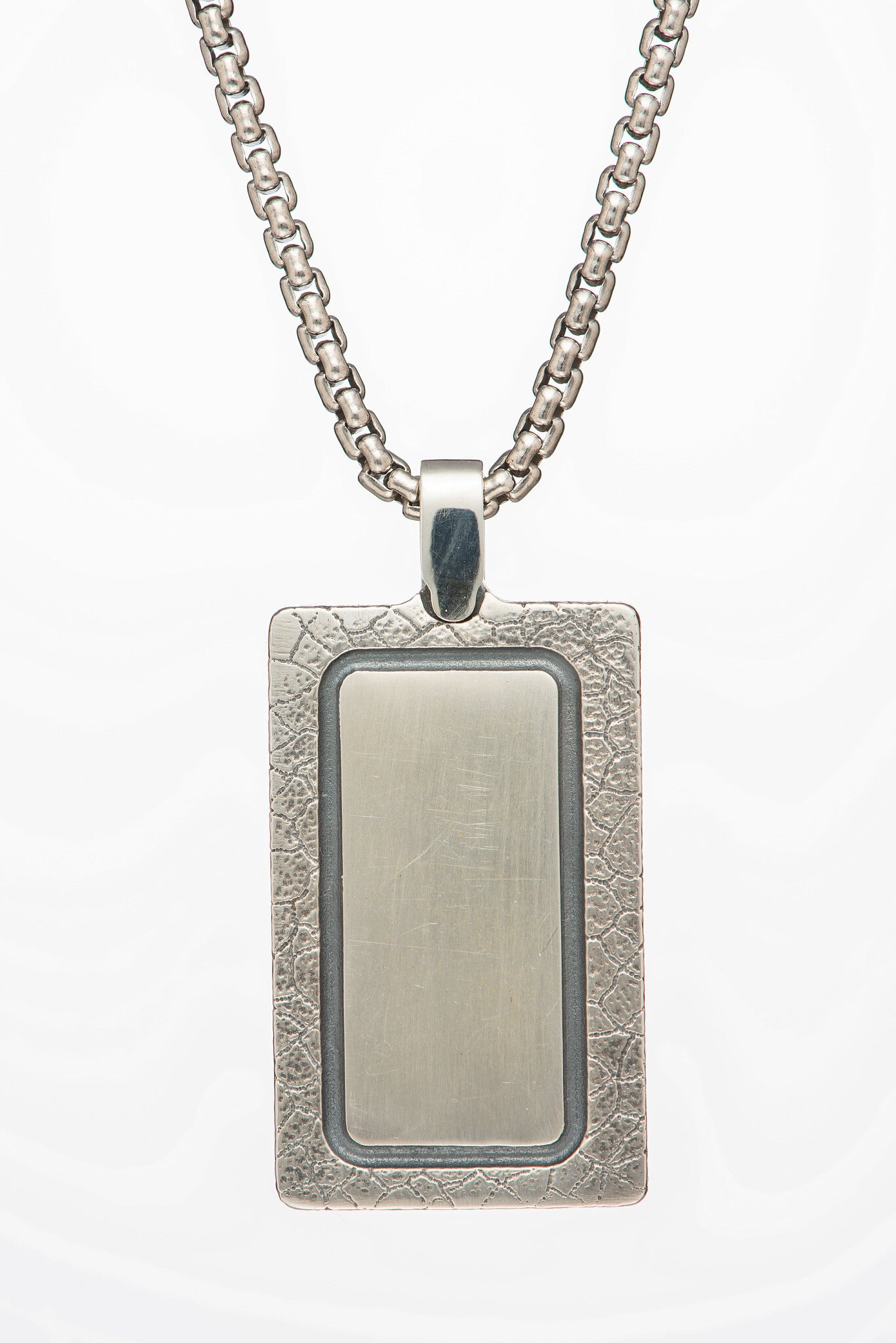 P43 Mammoth Pinnacle Pendant