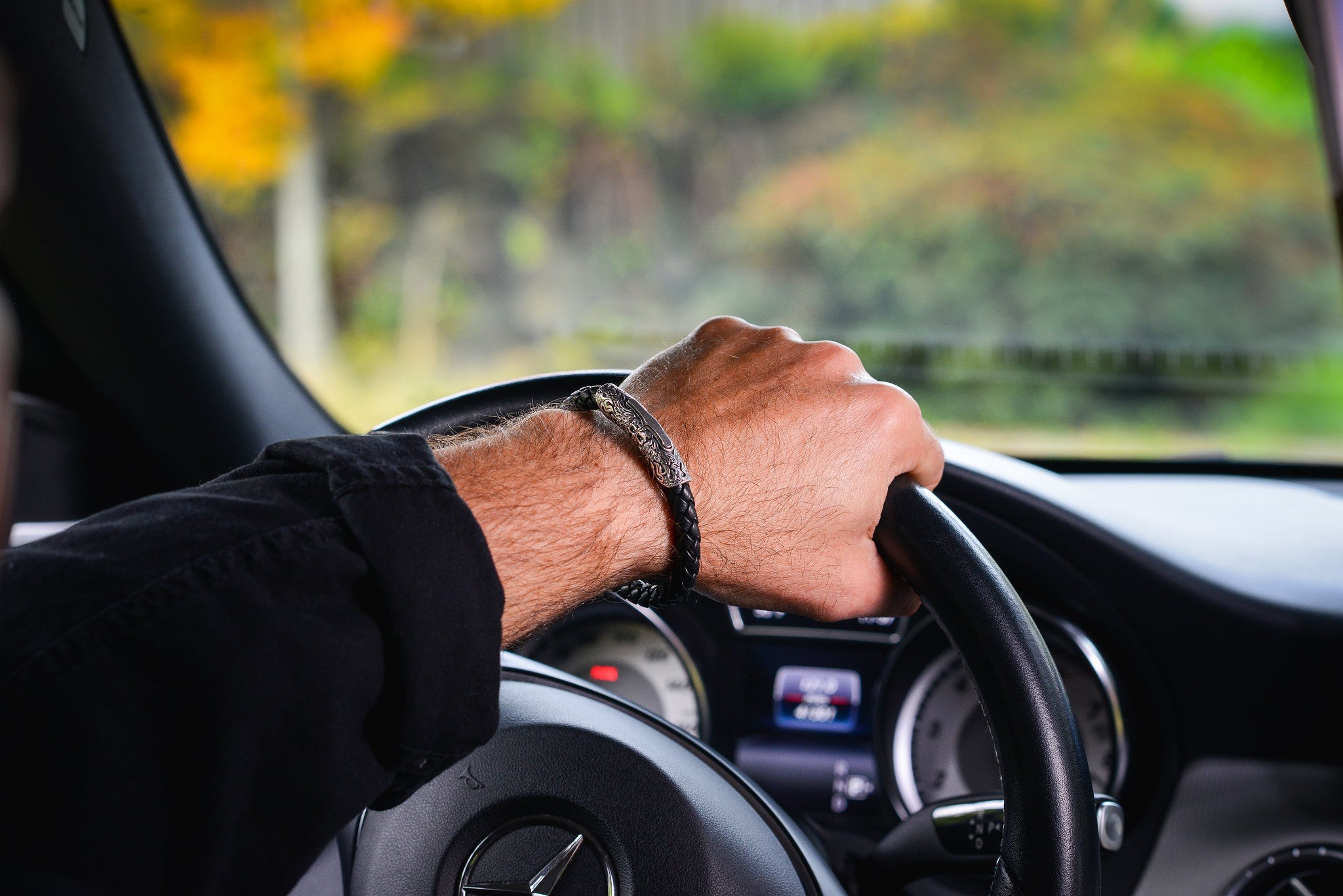 LC196 Black Yosemite