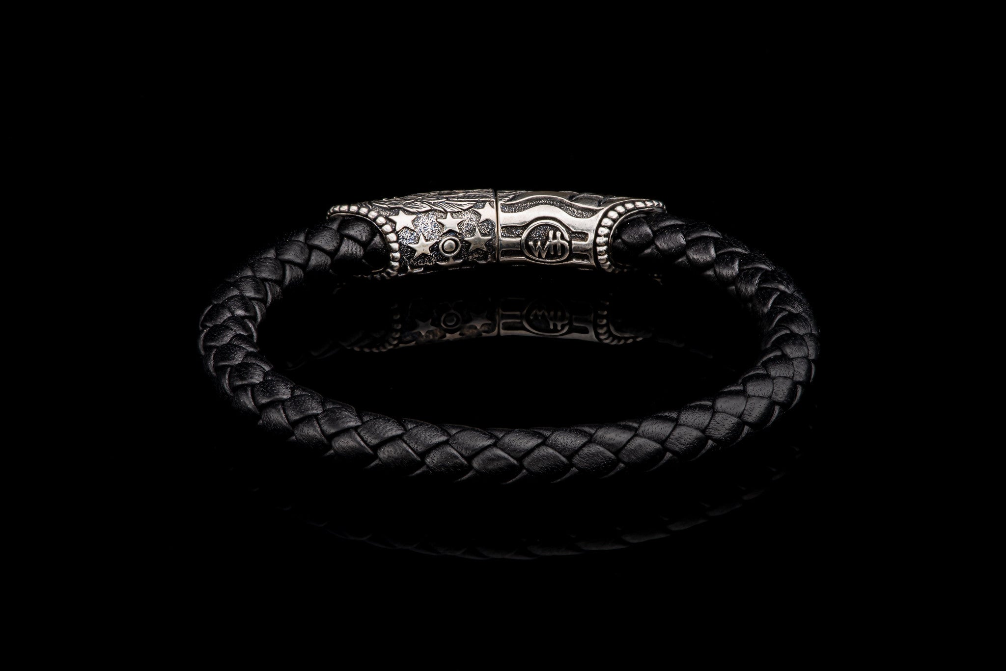 LC196 Black Yosemite