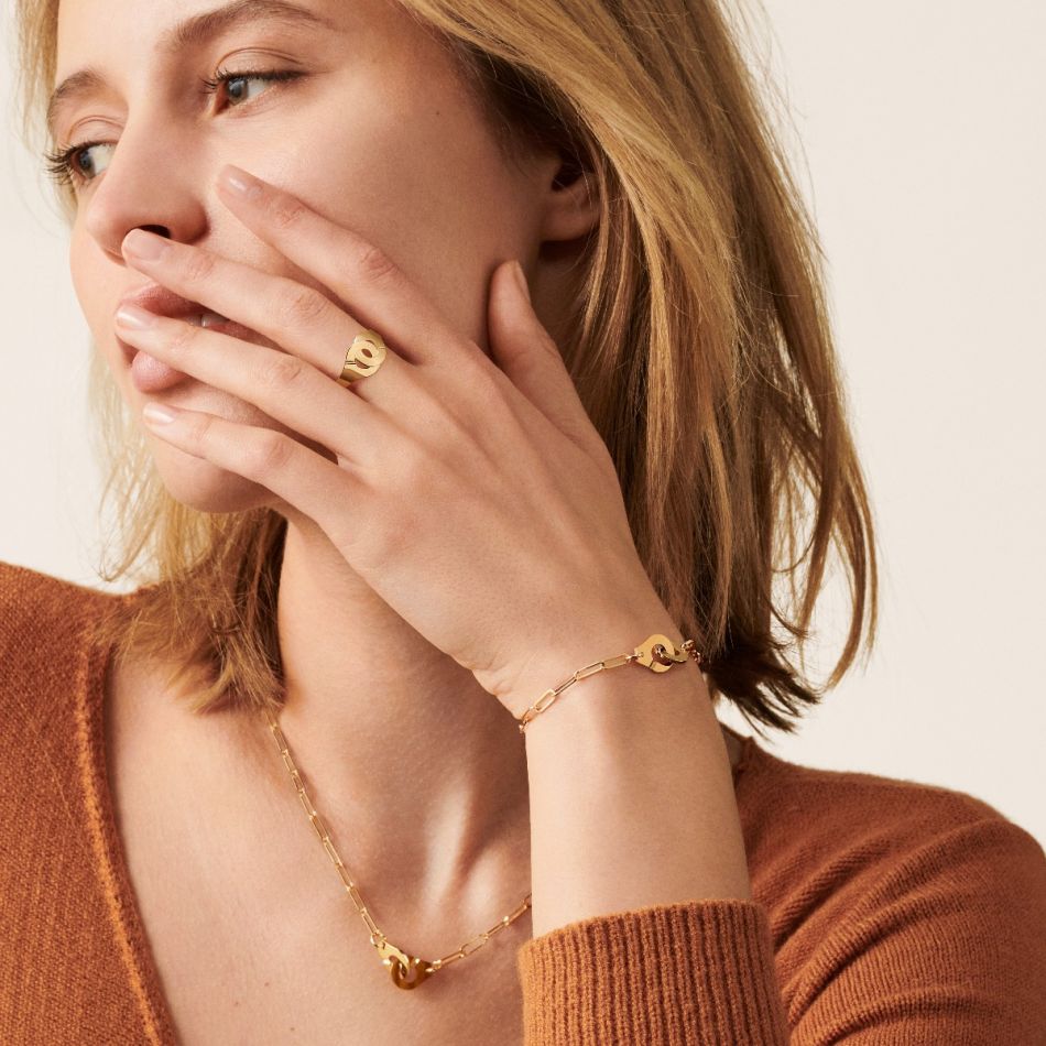 Menottes dinh van R10 necklace