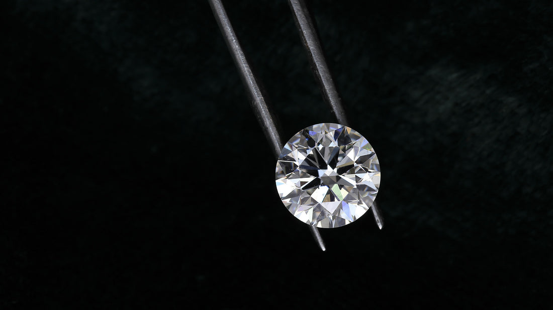 Knowing the Difference Between Lab Grown and Natural Diamonds
