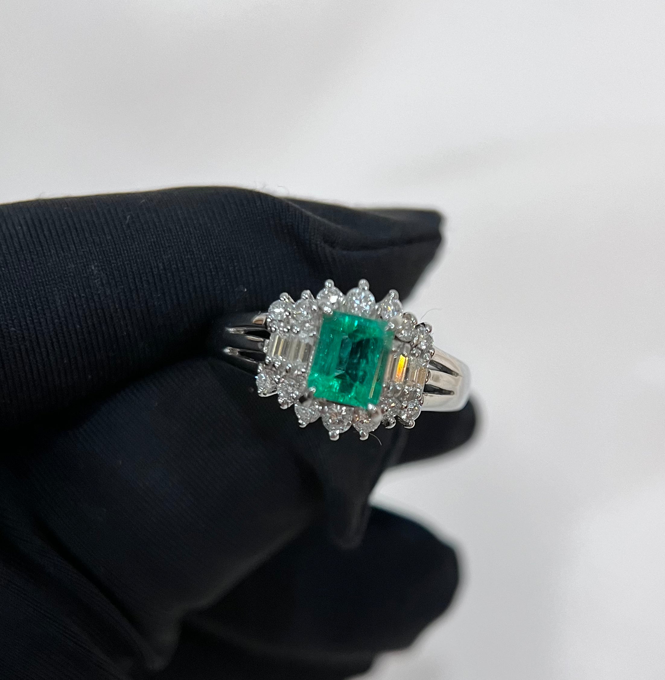 Emerald & Diamond Ring