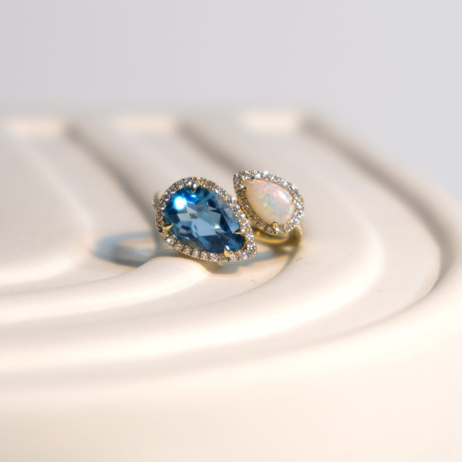 Blue Topaz & Opal Toi et Moi Ring